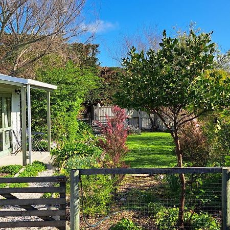 One Bedroom Country Cottage Motueka Exterior foto