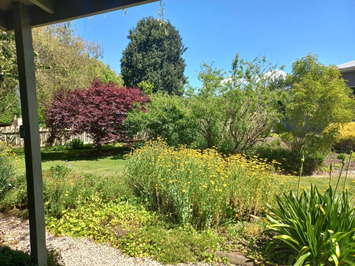 One Bedroom Country Cottage Motueka Exterior foto